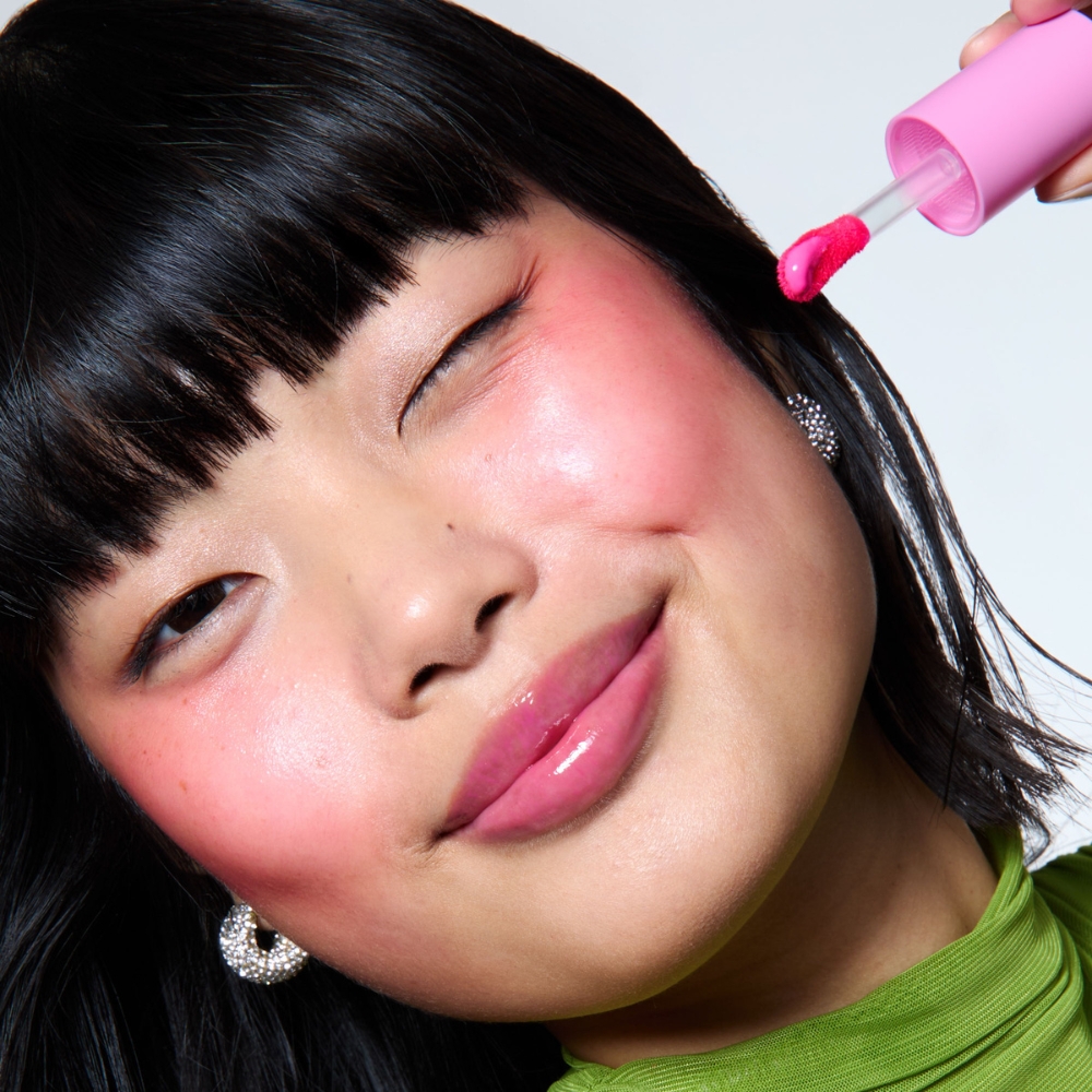 WATERMELON GLOW NIACINAMIDE DEWY FLUSH BRIGHTENING SERUM BLUSH (SUERO CON COLOR PARA MEJILLAS)